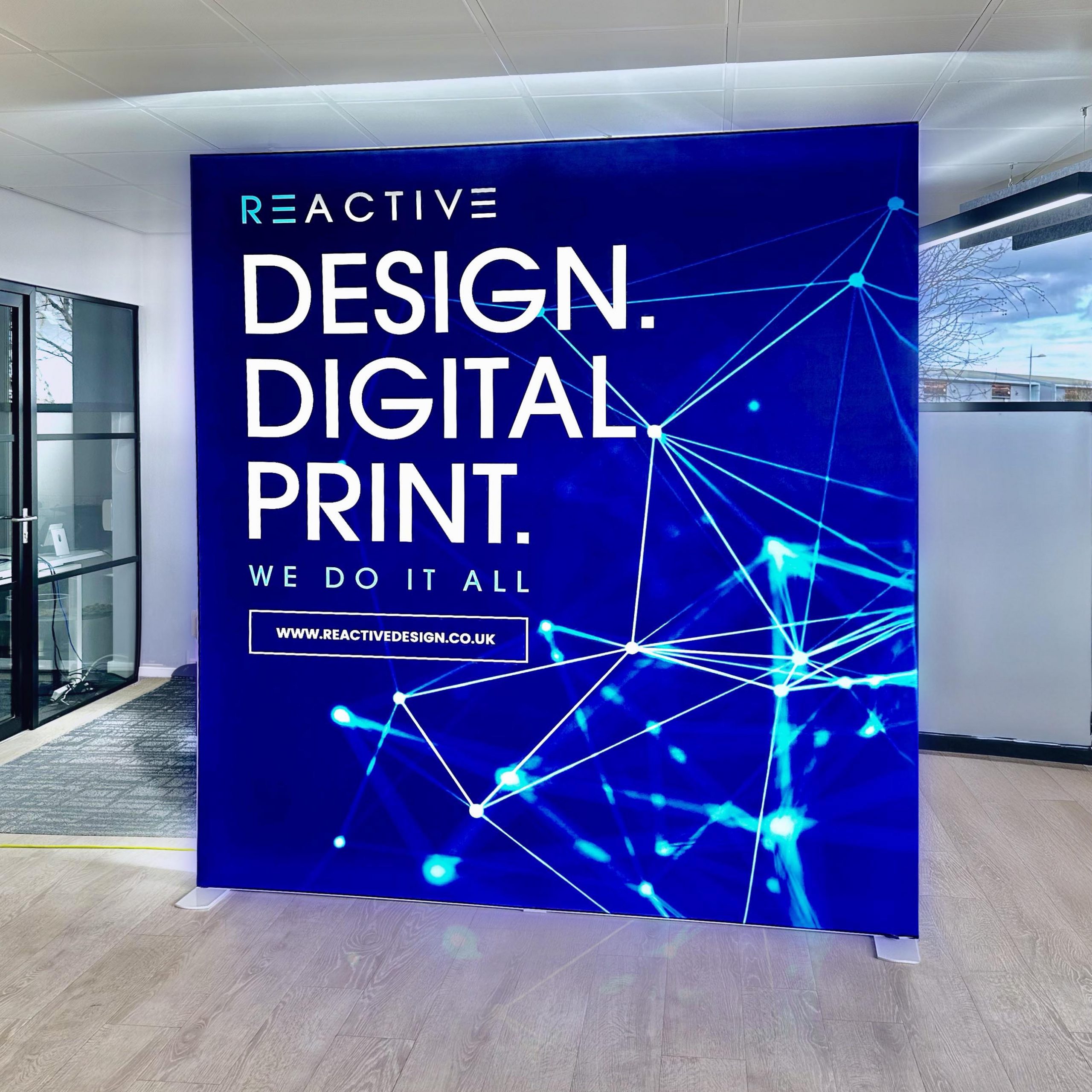 rd-banner-lightbox-production-cost-ideas-design